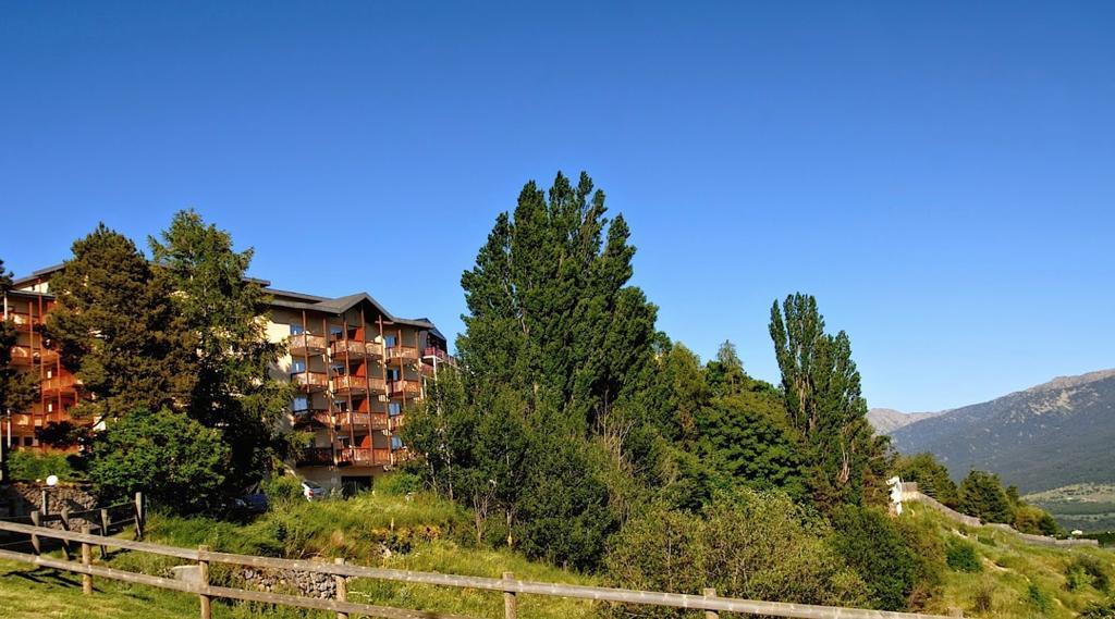 Les Balcons Du Soleil Aparthotel Font-Romeu-Odeillo-Via Bagian luar foto