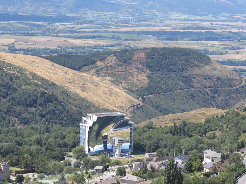 Les Balcons Du Soleil Aparthotel Font-Romeu-Odeillo-Via Bagian luar foto