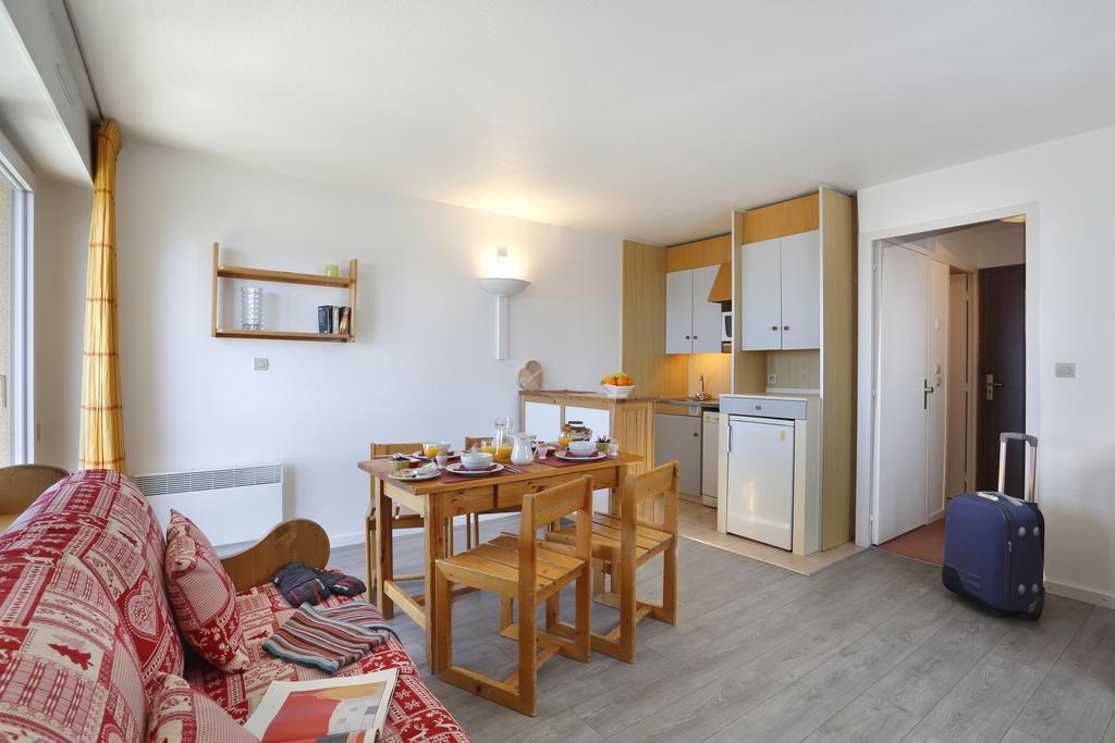 Les Balcons Du Soleil Aparthotel Font-Romeu-Odeillo-Via Bagian luar foto