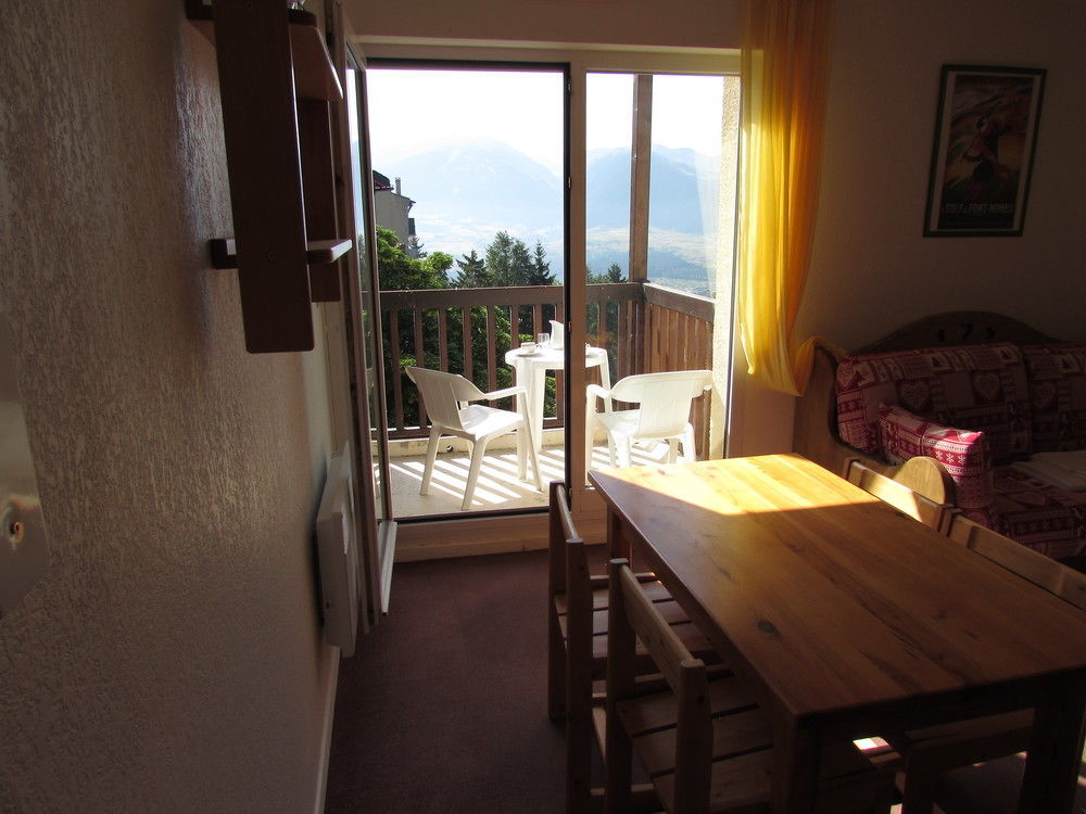 Les Balcons Du Soleil Aparthotel Font-Romeu-Odeillo-Via Bagian luar foto